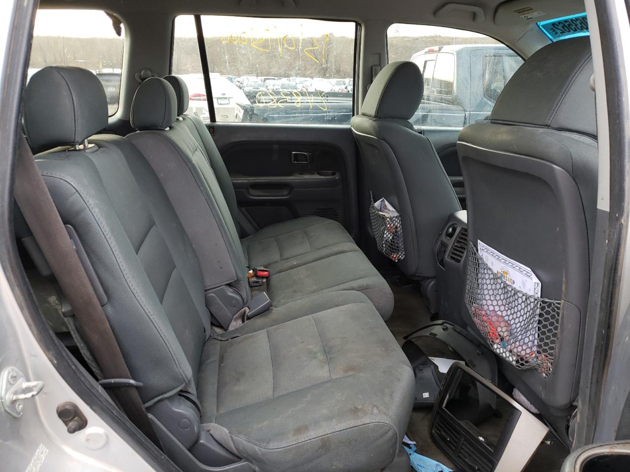 Photo 6 from auction – 2007 HONDA PILOT LX with VIN 5FNYF18127B021464