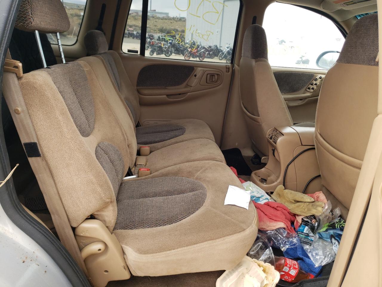 Photo 6 from auction – 2000 DODGE DURANGO with VIN 1B4HS28Z1YF106152