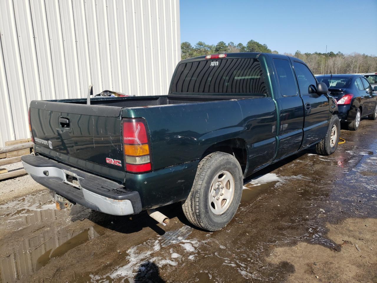 Photo 4 from auction – 2004 GMC NEW SIERRA with VIN 2GTEC19T141278738