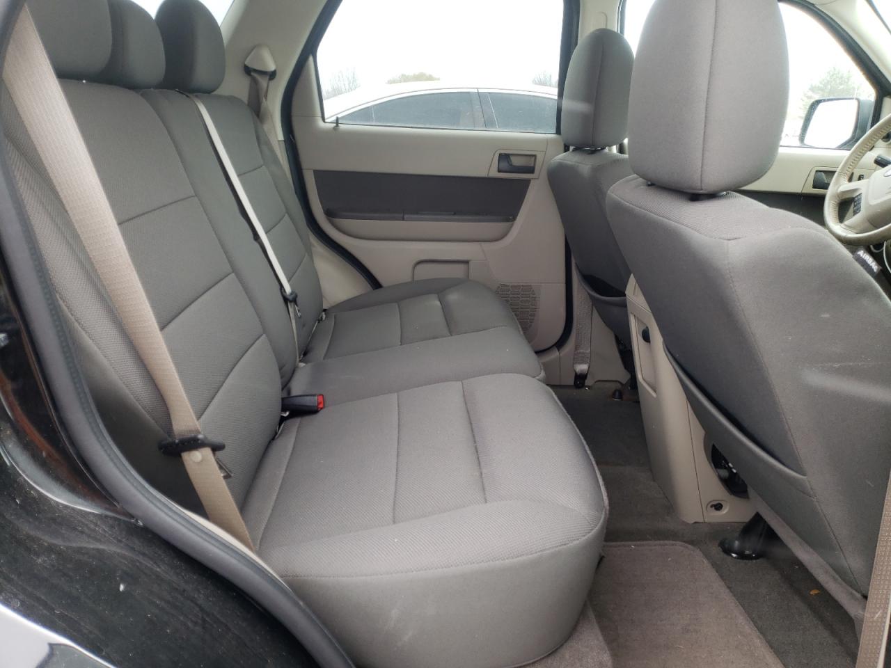 Photo 6 from auction – 2010 FORD ESCAPE XLT with VIN 1FMCU9DG5AKA04043