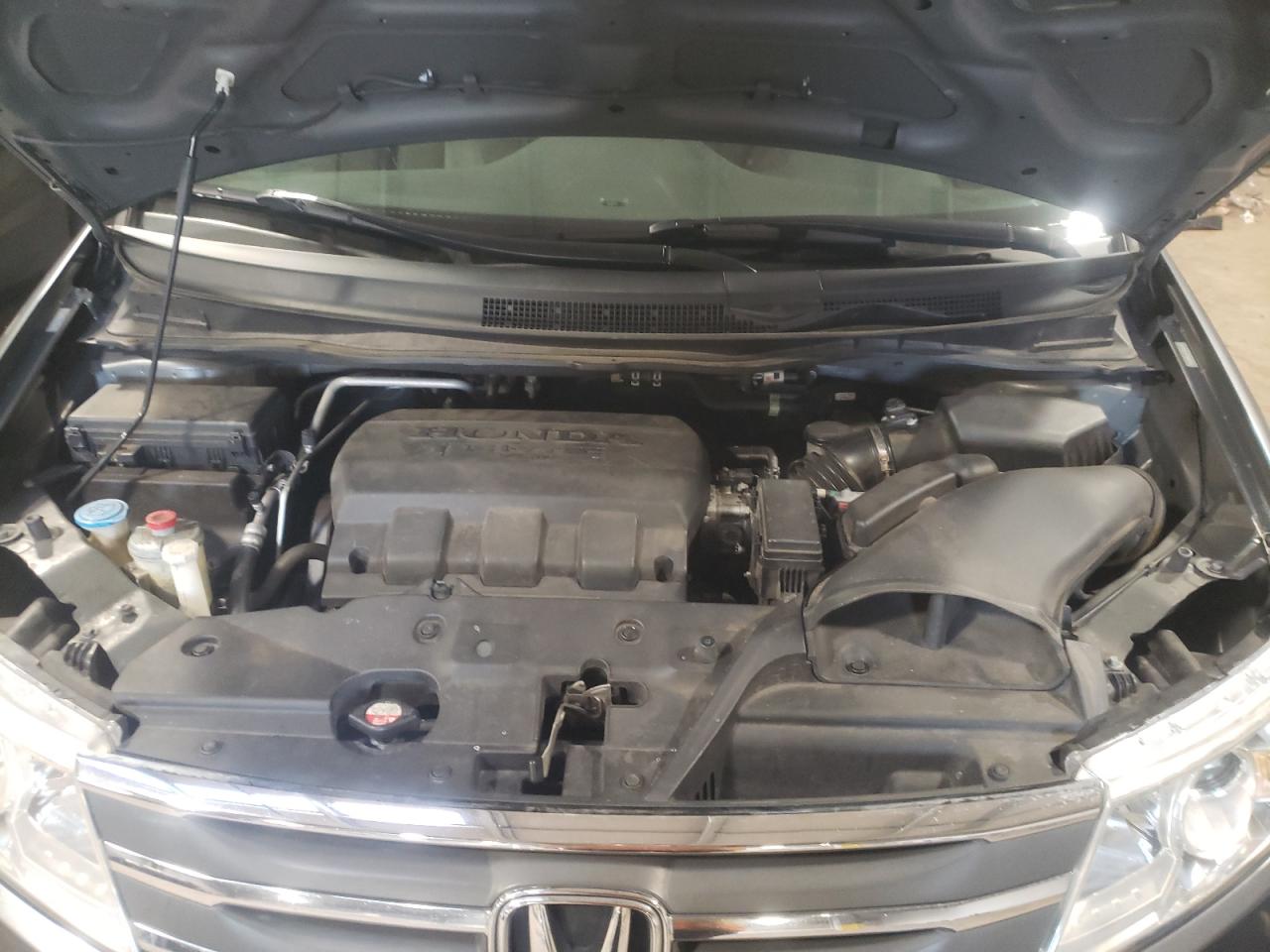 Photo 7 from auction – 2011 HONDA ODYSSEY TO with VIN 5FNRL5H92BB002979