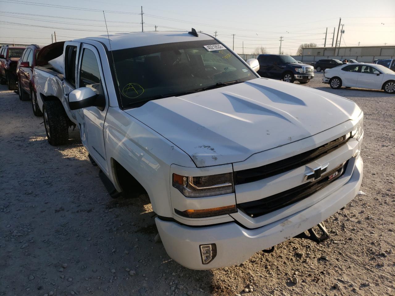 CHEVROLET SILVERADO 2018 with VIN 1GCVKREC7JZ314698 - Photo from auction