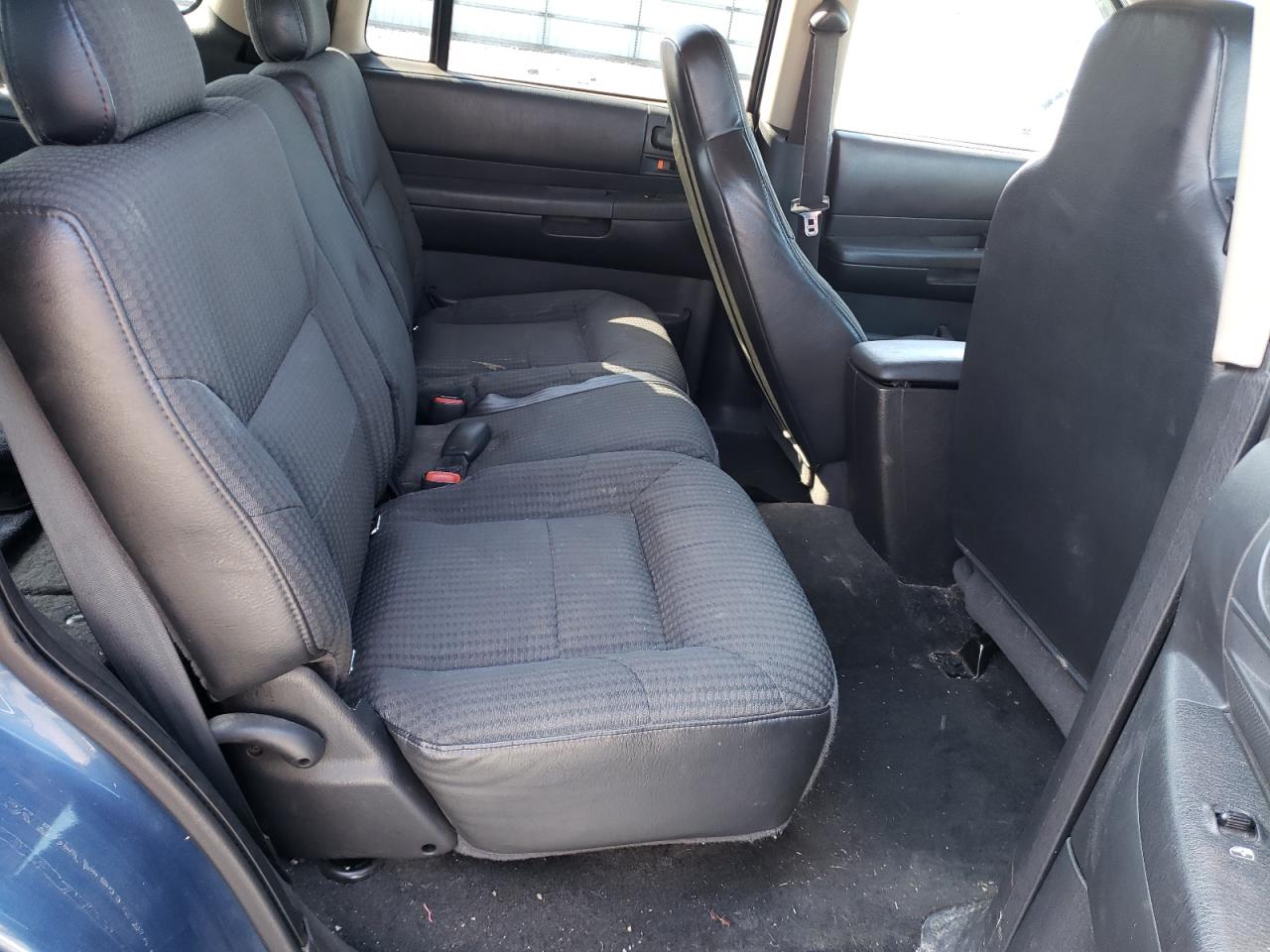 Photo 6 from auction – 2003 DODGE DURANGO SP with VIN 1D4HR38N13F577019