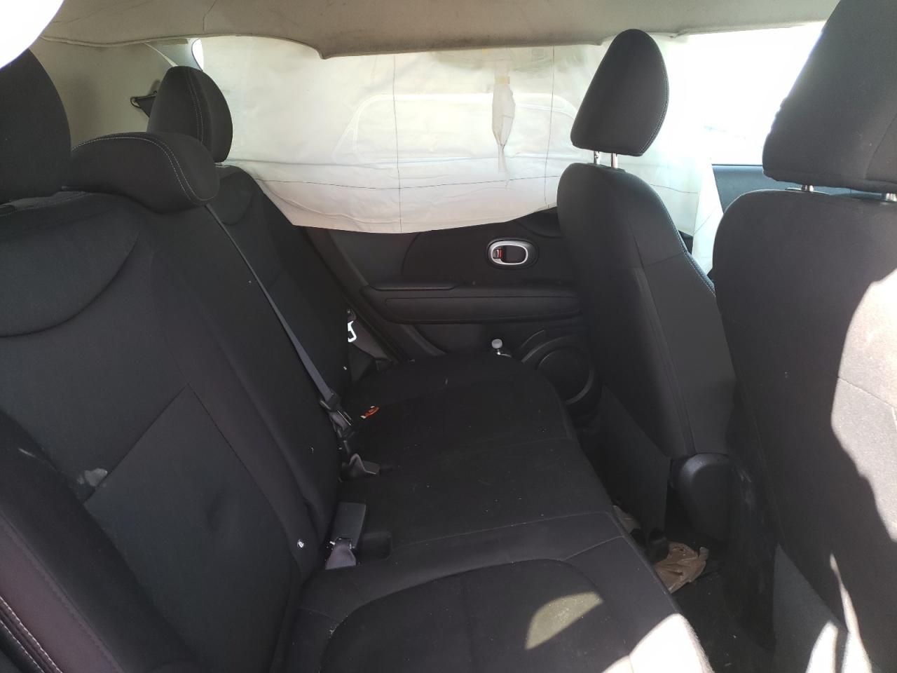 Photo 6 from auction – 2016 KIA SOUL with VIN KNDJN2A26G7280073