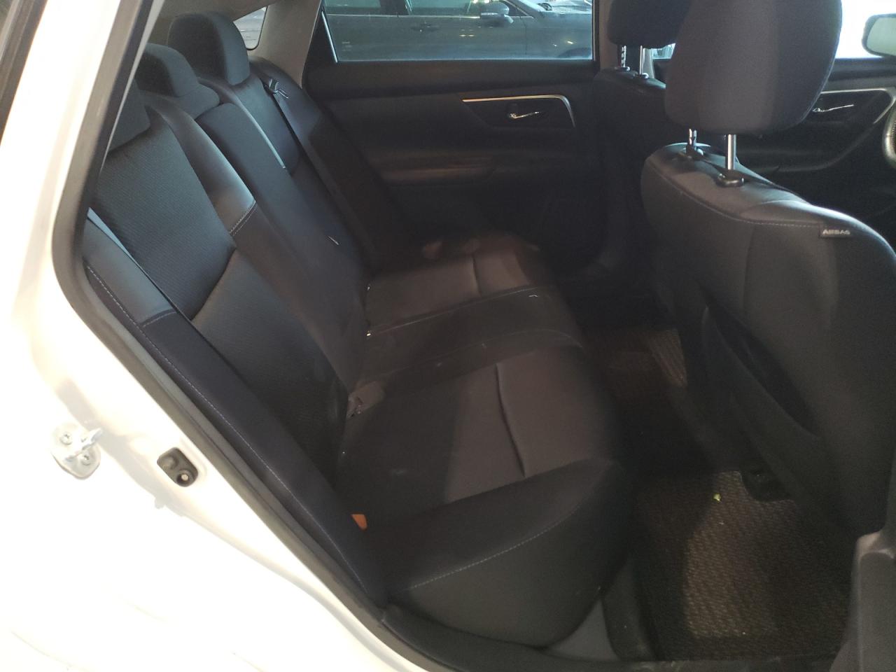 Photo 6 from auction – 2016 NISSAN ALTIMA 2.5 with VIN 1N4AL3AP9GC172647