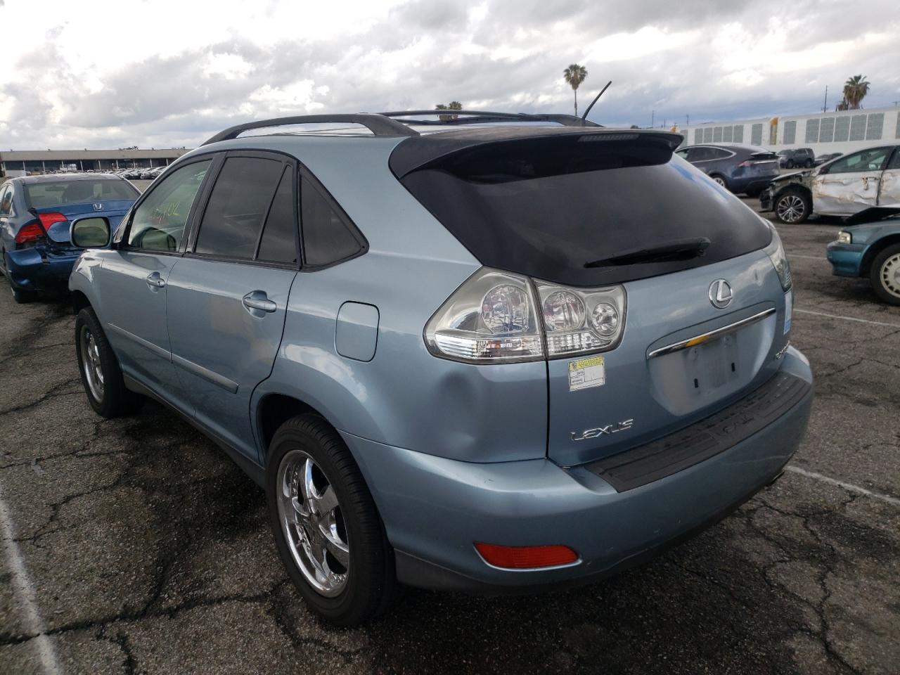 Photo 3 from auction – 2005 LEXUS RX 330 with VIN JTJGA31U950053945