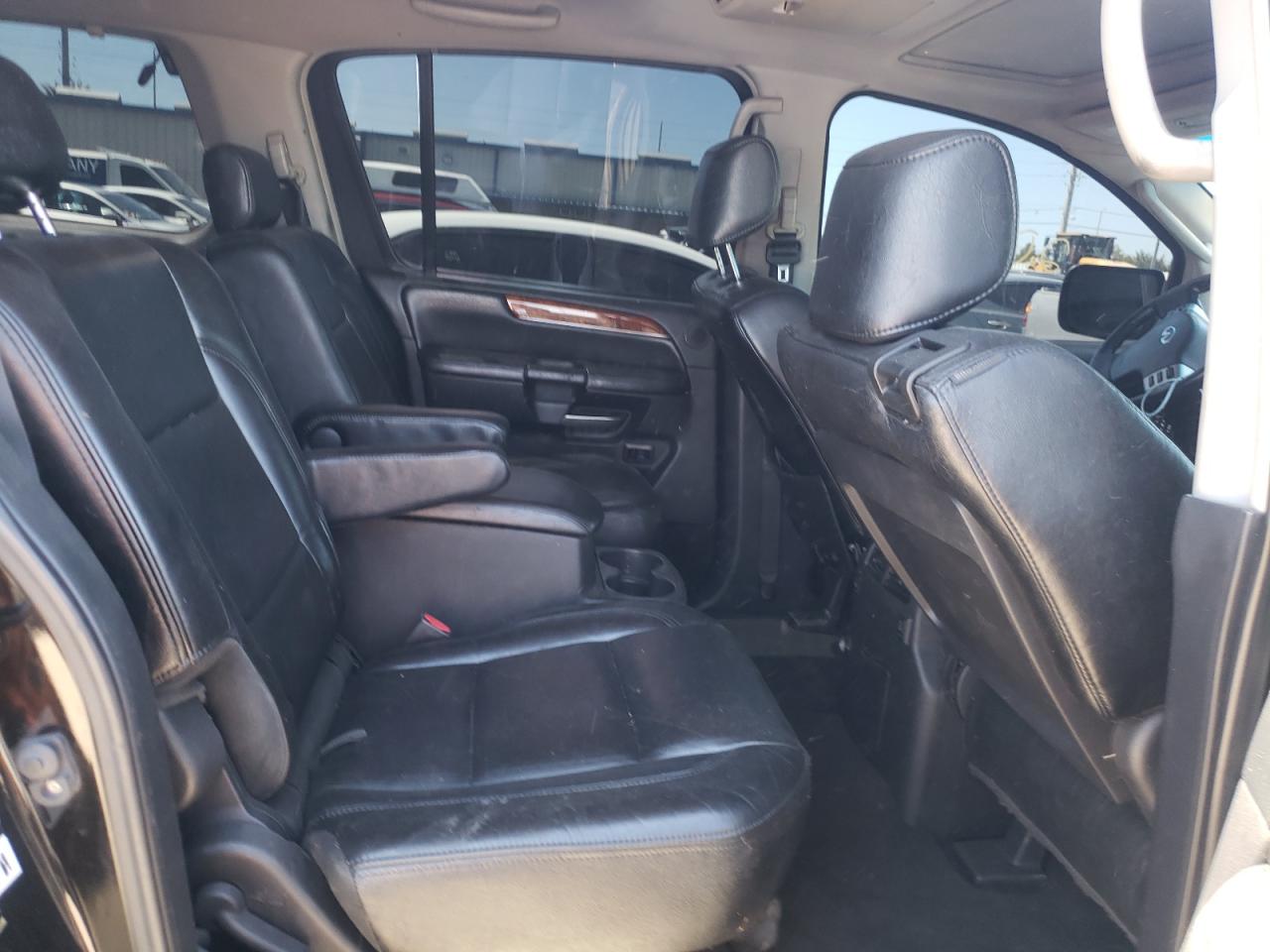 Photo 6 from auction – 2009 INFINITI QX56 with VIN 5N3AA08D79N901104
