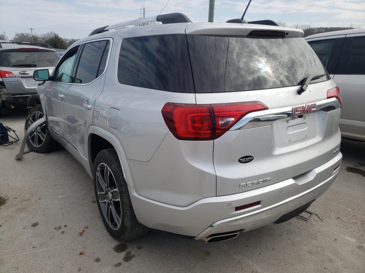 Photo 3 from auction – 2019 GMC ACADIA DEN with VIN 1GKKNXLS5KZ107029