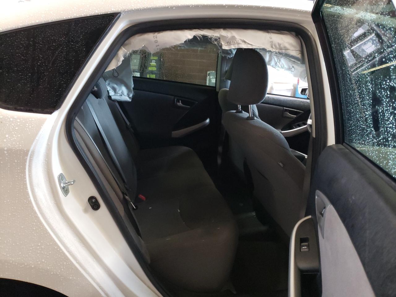 Photo 6 from auction – 2015 TOYOTA PRIUS with VIN JTDKN3DU5F1927412