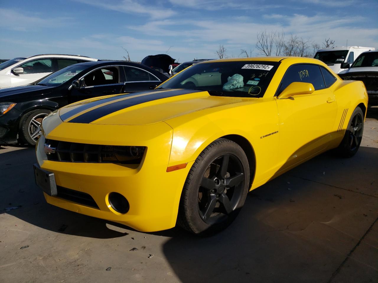 Photo 2 from auction – 2013 CHEVROLET CAMARO LS with VIN 2G1FA1E30D9104816