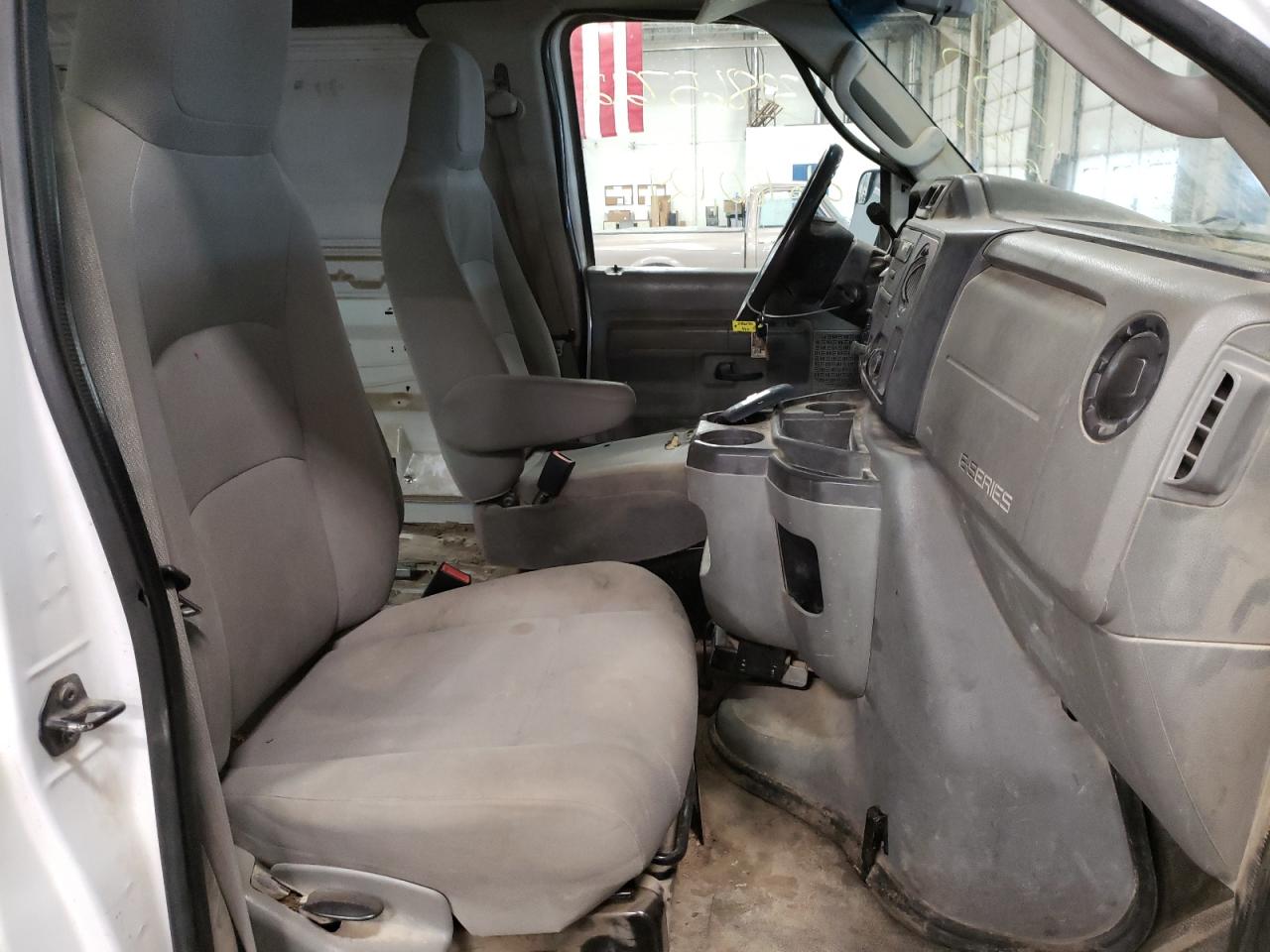 Photo 5 from auction – 2011 FORD ECONOLINE with VIN 1FTSE3EL2BDA37898