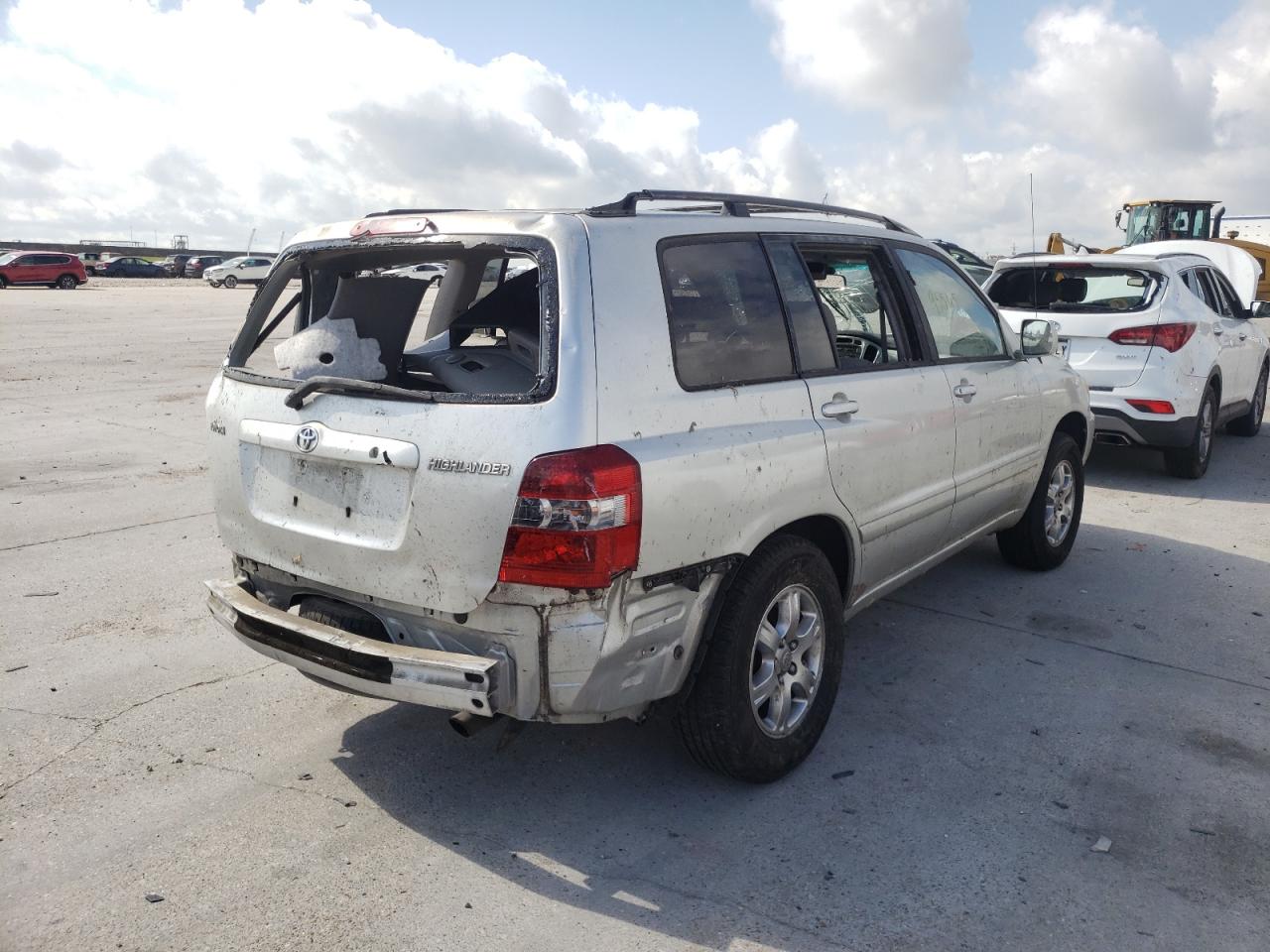 Photo 4 from auction – 2006 TOYOTA HIGHLANDER with VIN JTEGD21A260140593