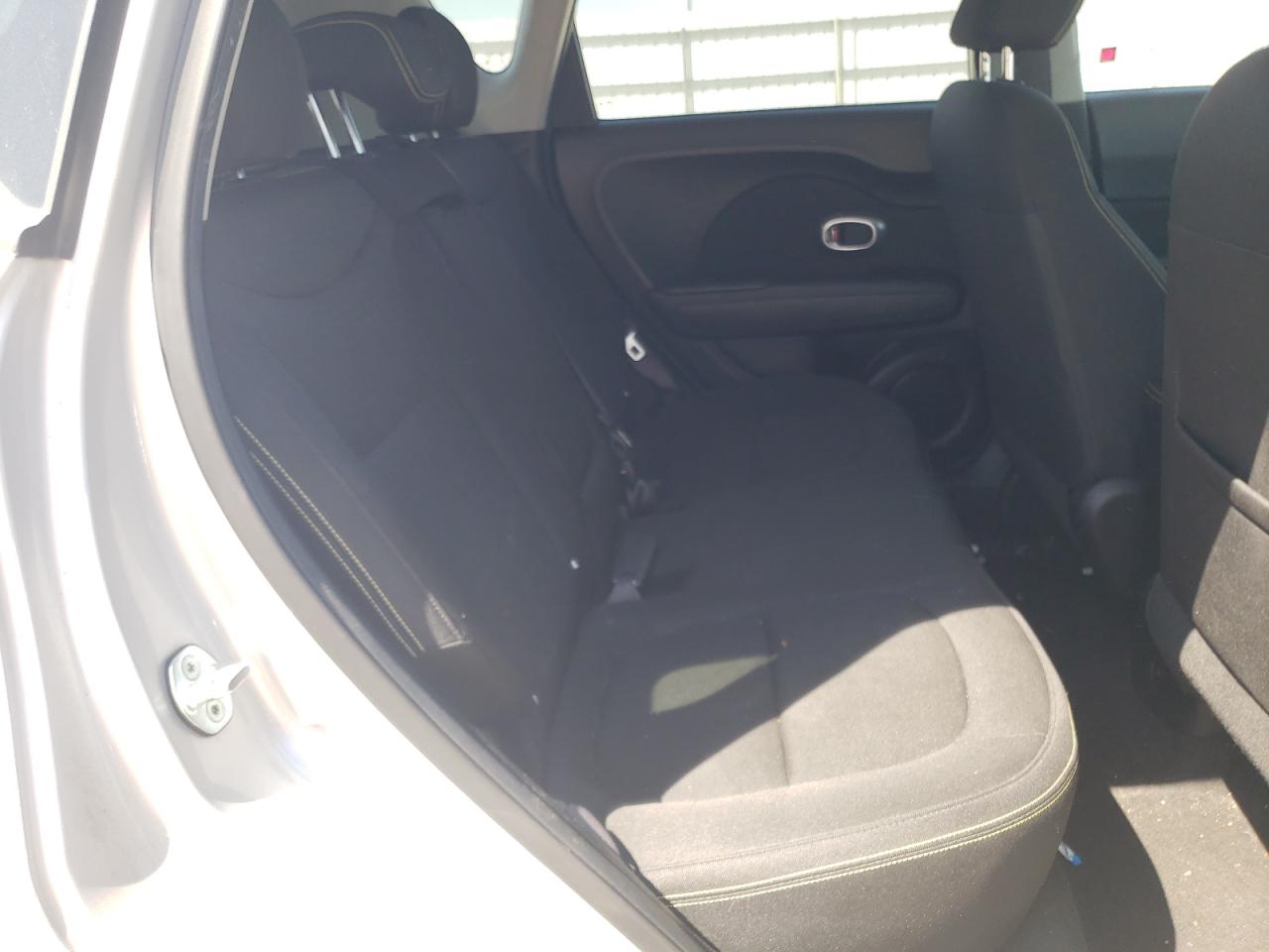 Фото 6 с аукциона – 2015 KIA SOUL + с VIN KNDJP3A59F7787879