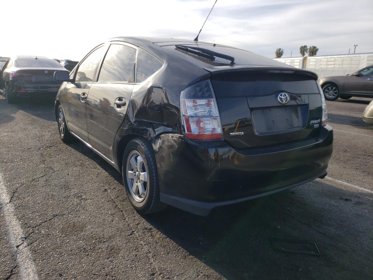 Photo 3 from auction – 2005 TOYOTA PRIUS with VIN JTDKB20U553018176