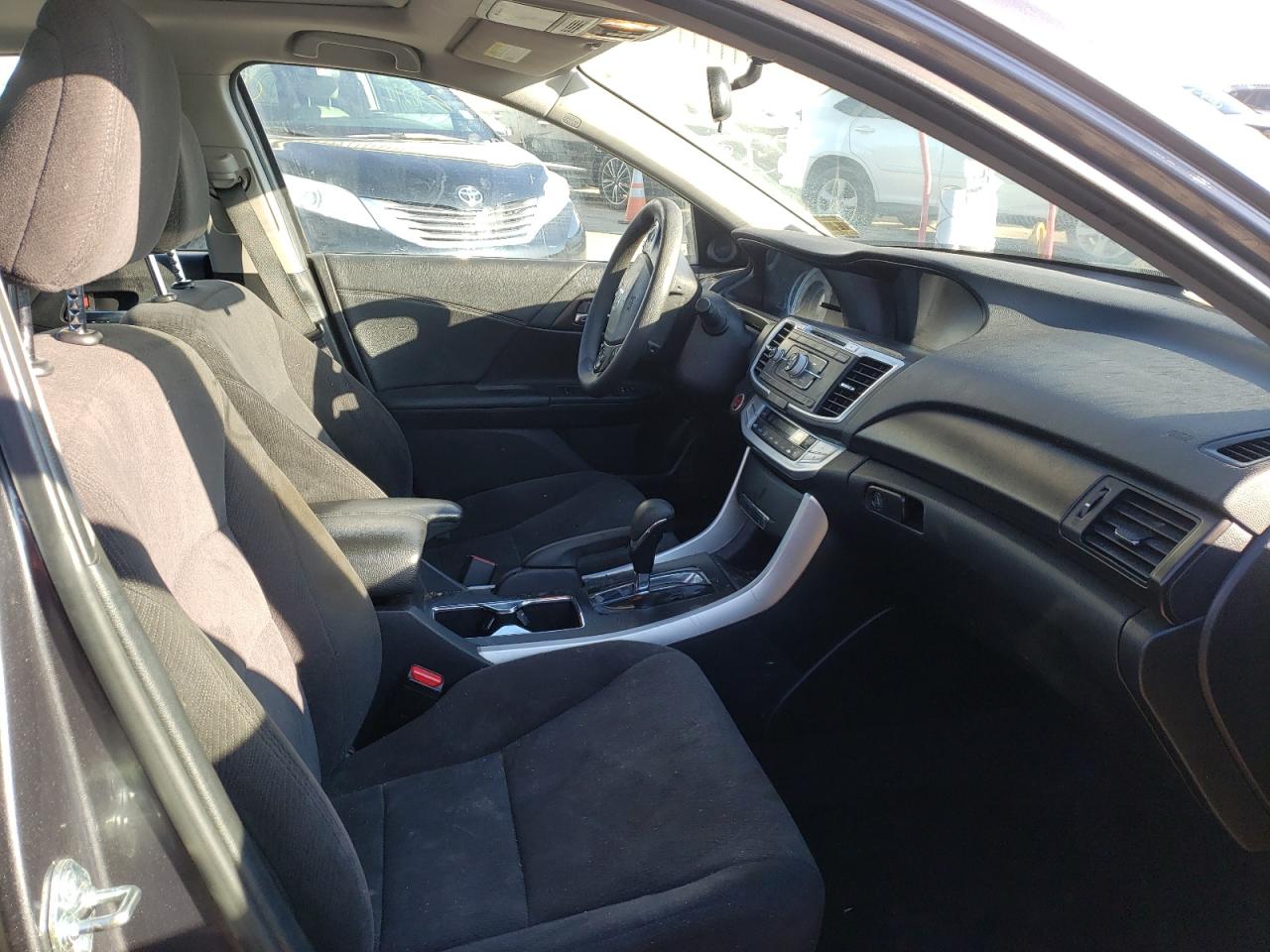 Photo 5 from auction – 2015 HONDA ACCORD EX with VIN 1HGCR2F72FA207416