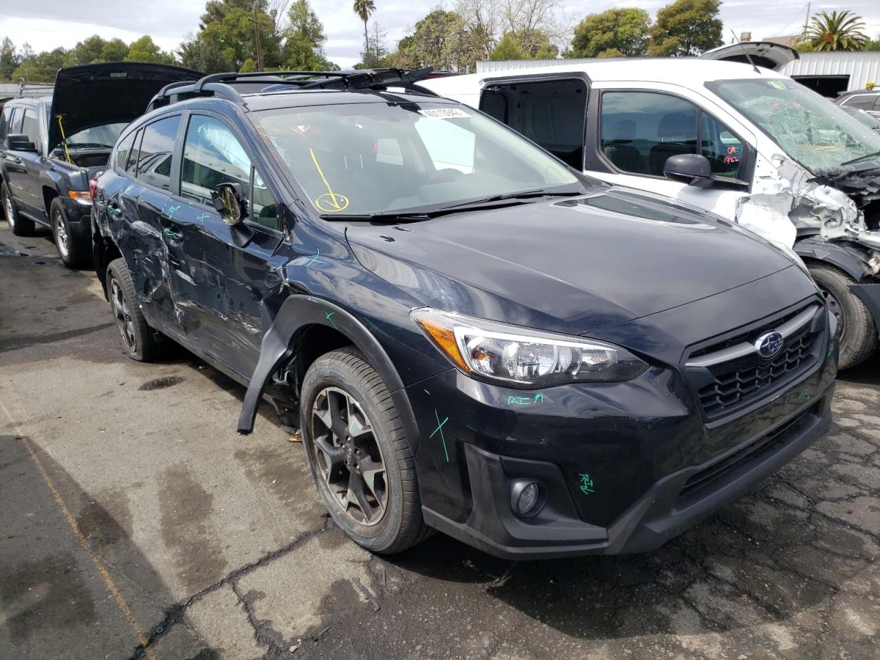 SUBARU CROSSTREK 2019 with VIN JF2GTAEC6K8342587 - Photo from auction