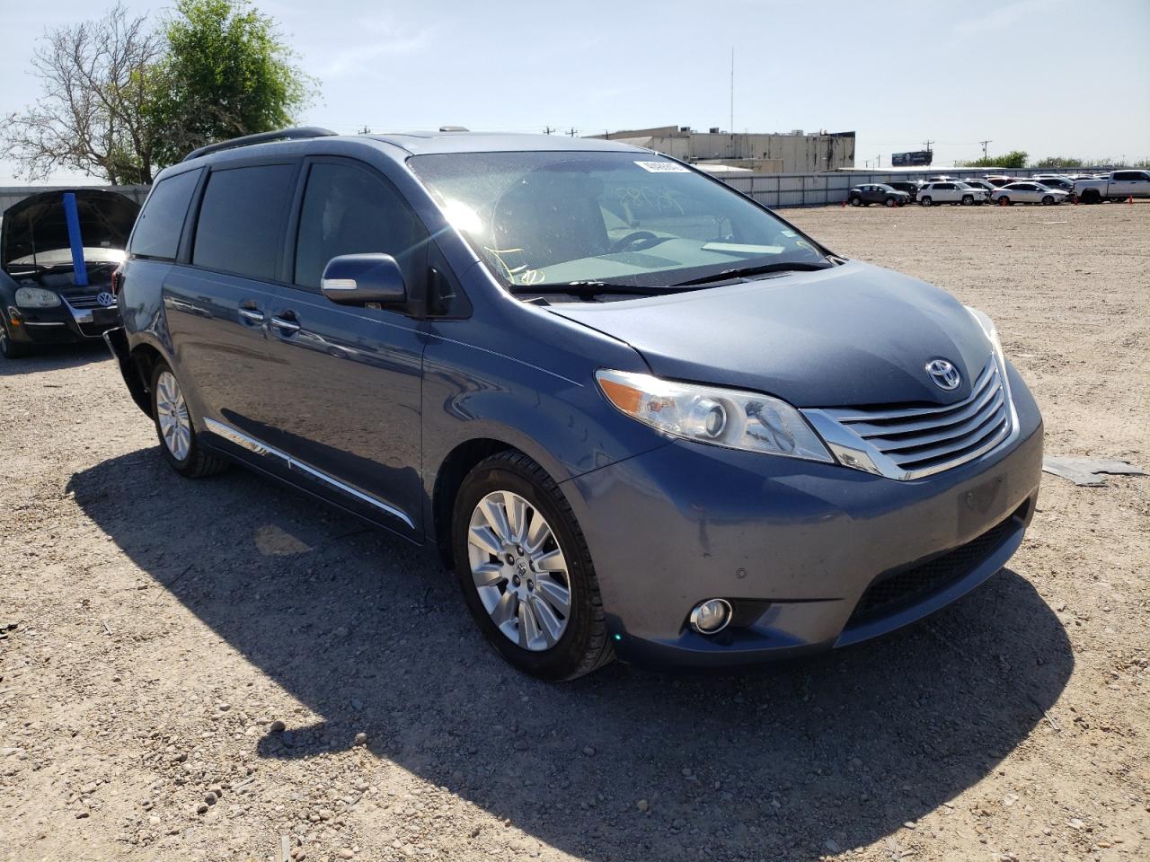 Photo 1 from auction – 2014 TOYOTA SIENNA XLE with VIN 5TDYK3DC6ES427237