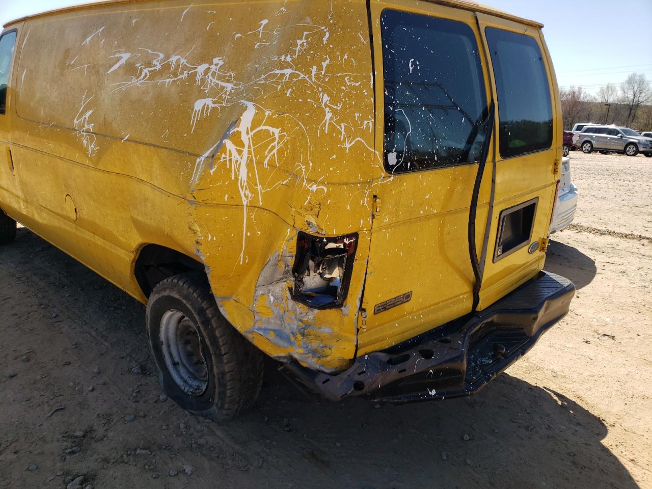 Photo 9 from auction – 2005 FORD ECONOLINE with VIN 1FTNE24W15HA40940
