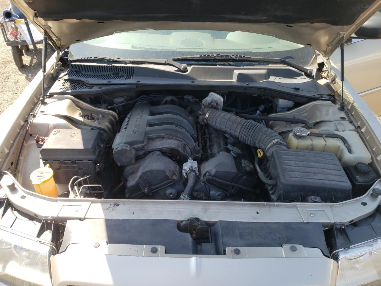 Photo 7 from auction – 2009 CHRYSLER 300 with VIN 2C3KA43D99H517483