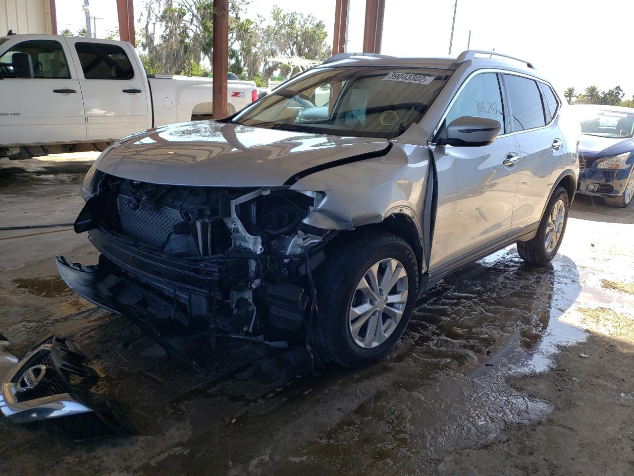 Photo 2 from auction – 2016 NISSAN ROGUE S with VIN KNMAT2MT5GP728071