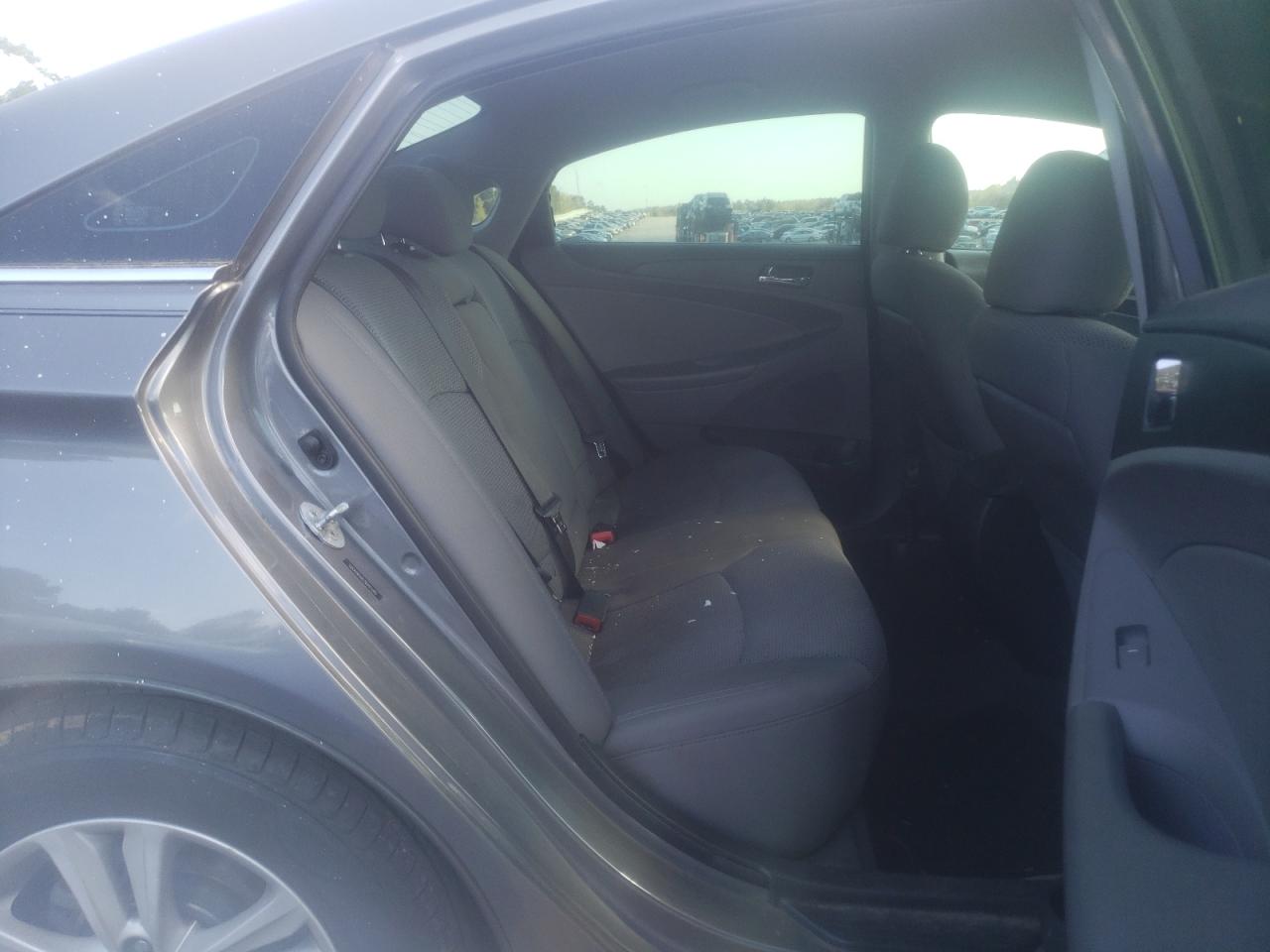 Photo 6 from auction – 2013 HYUNDAI SONATA GLS with VIN 5NPEB4AC5DH694595