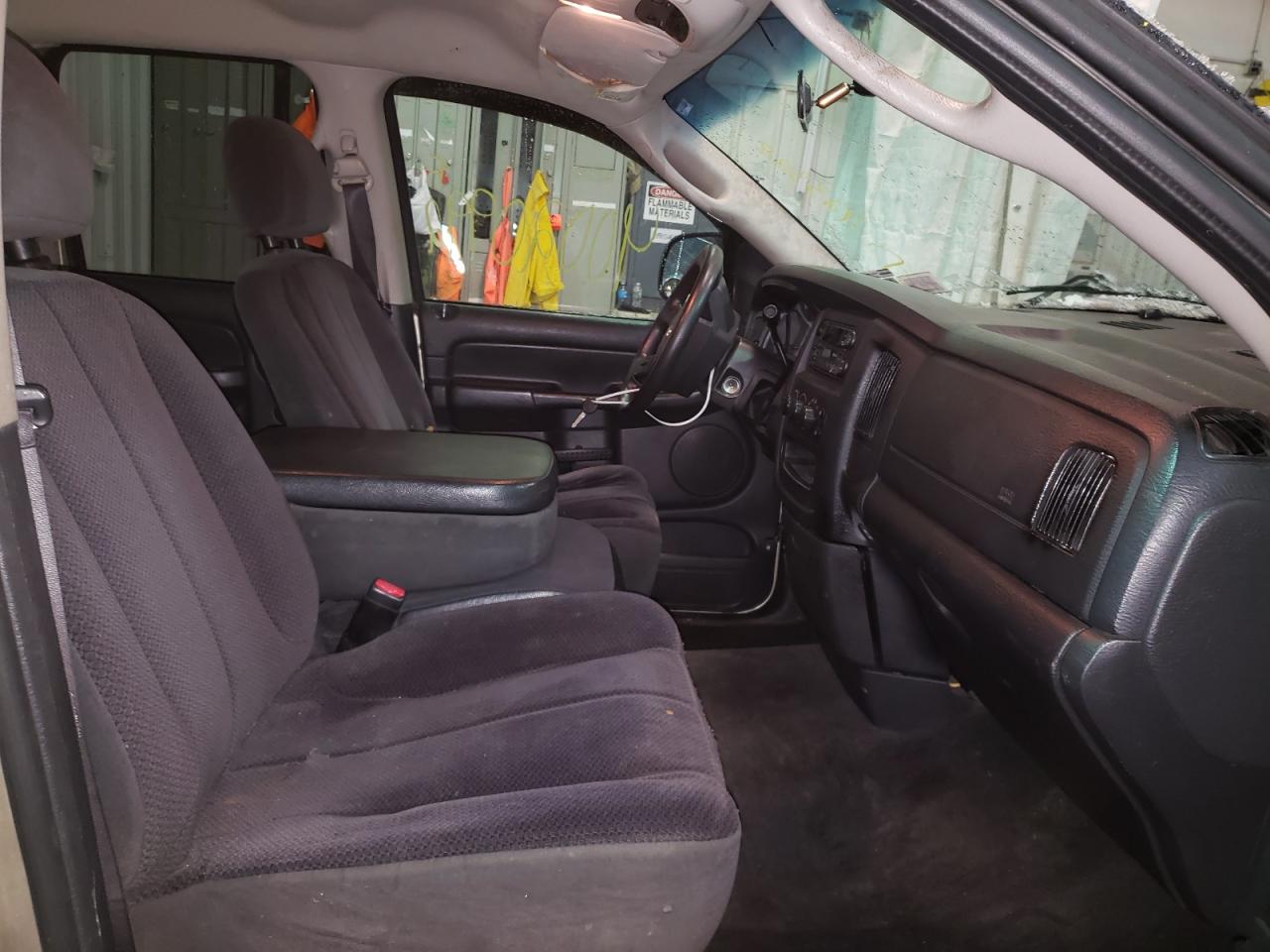 Photo 5 from auction – 2004 DODGE RAM 1500 S with VIN 1D7HA18N84J253000