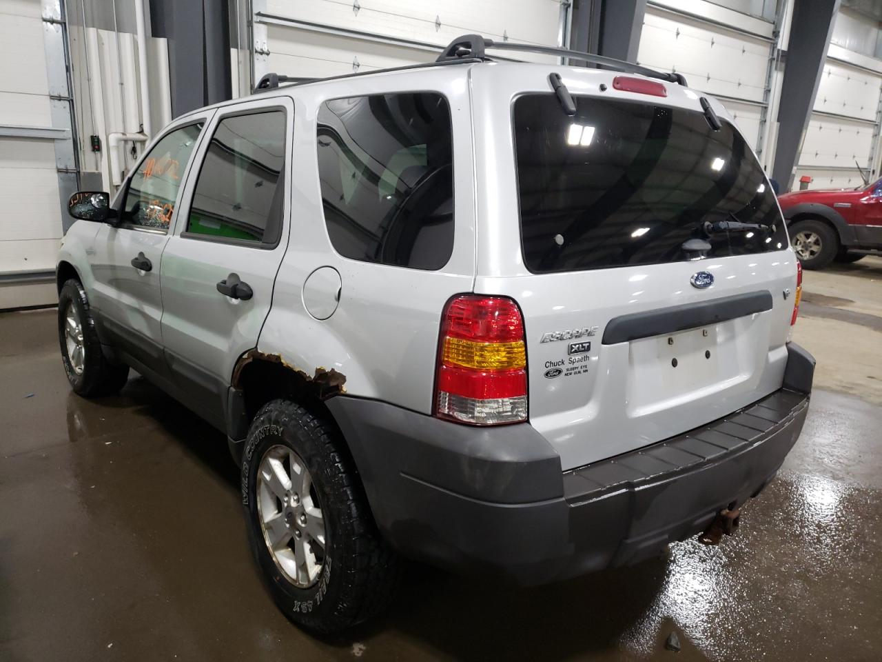 Photo 3 from auction – 2006 FORD ESCAPE XLT with VIN 1FMCU93166KB78739