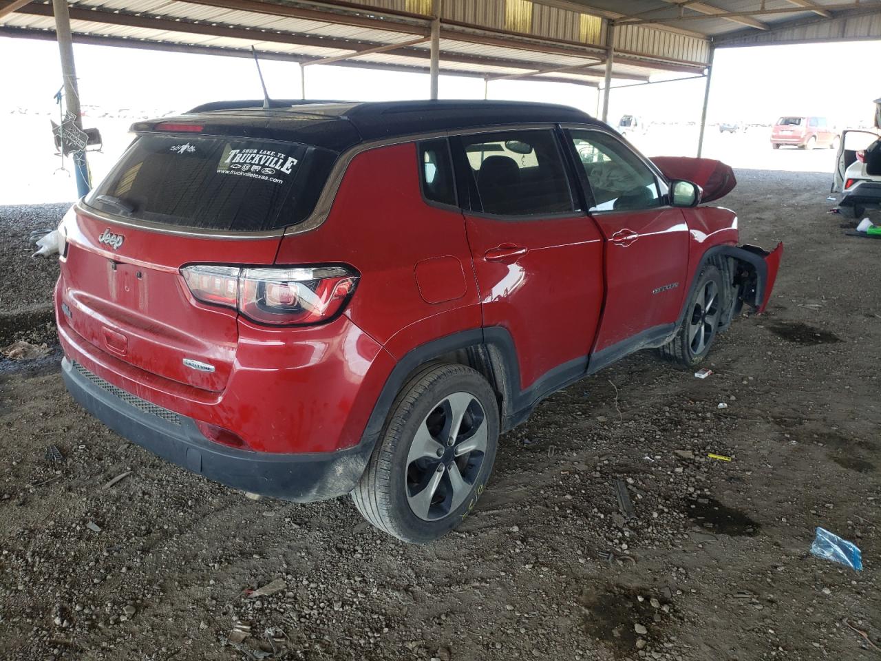 Фото 4 с аукциона – 2018 JEEP COMPASS LA с VIN 3C4NJCBB8JT134262
