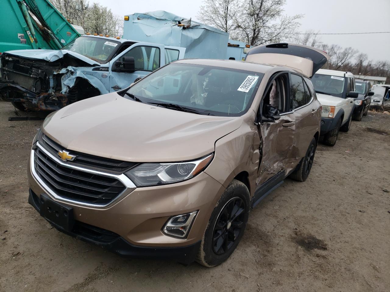 Photo 2 from auction – 2018 CHEVROLET EQUINOX LT with VIN 2GNAXJEV4J6328872