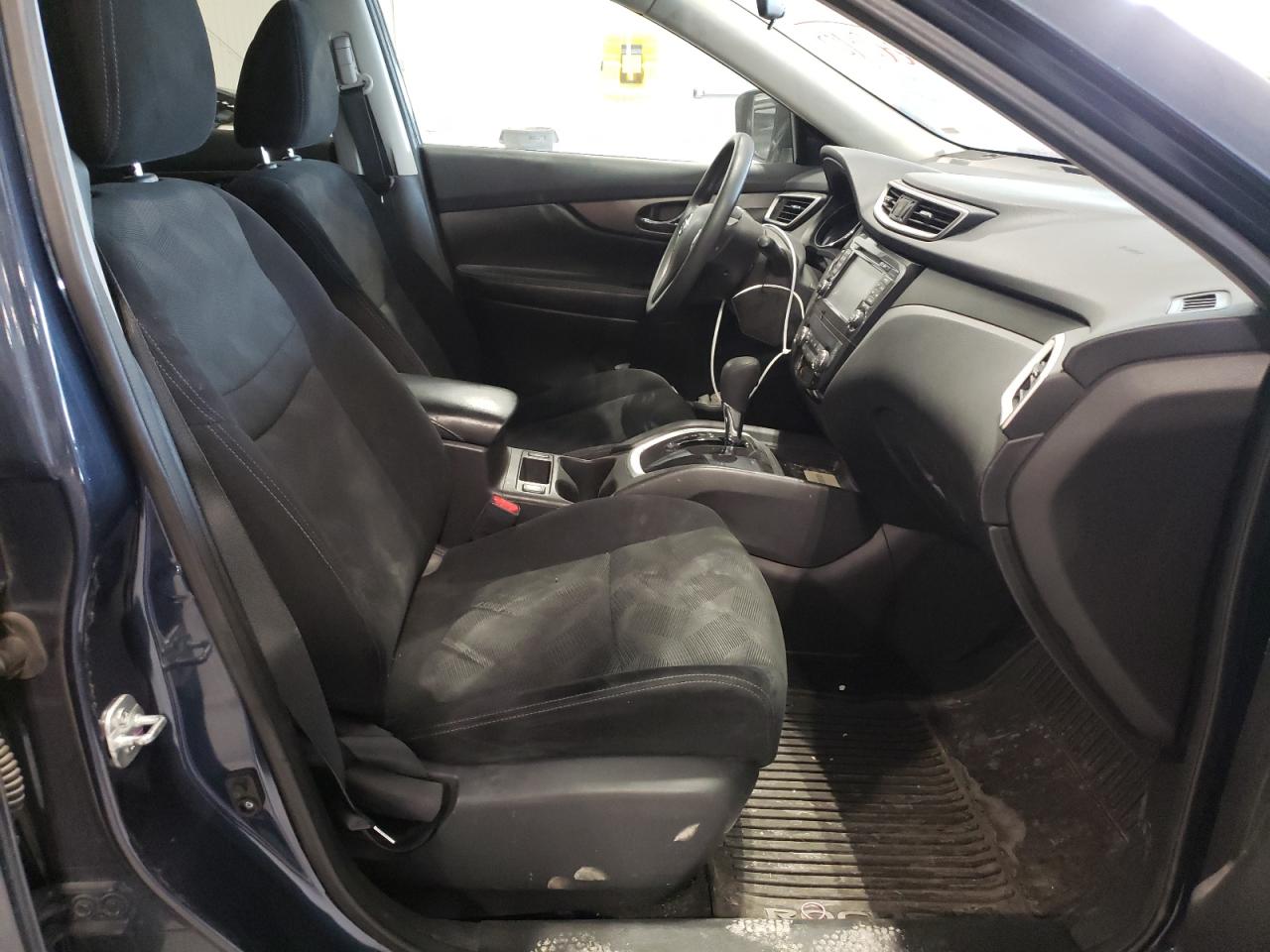 Photo 5 from auction – 2015 NISSAN ROGUE with VIN 5N1AT2MV4FC766040