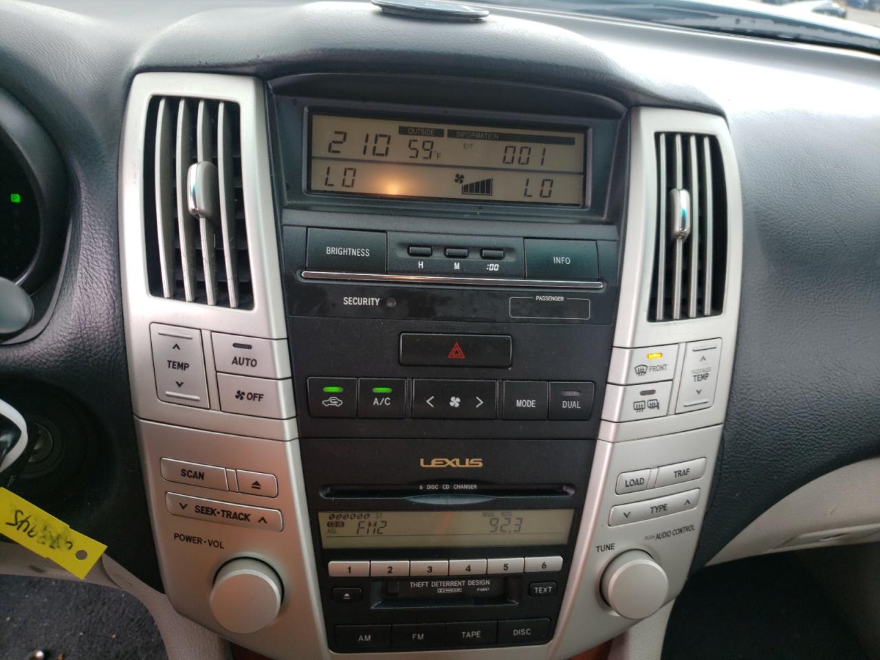 Photo 9 from auction – 2005 LEXUS RX 330 with VIN JTJGA31U950053945