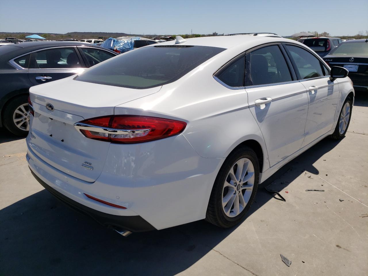 Photo 4 from auction – 2019 FORD FUSION SE with VIN 3FA6P0HD1KR272515