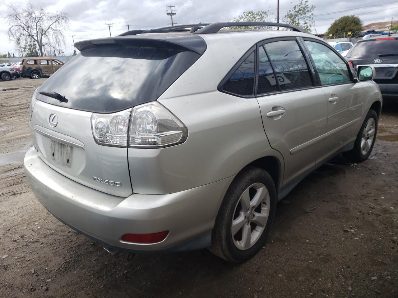 Photo 4 from auction – 2004 LEXUS RX 330 with VIN 2T2GA31UX4C017412