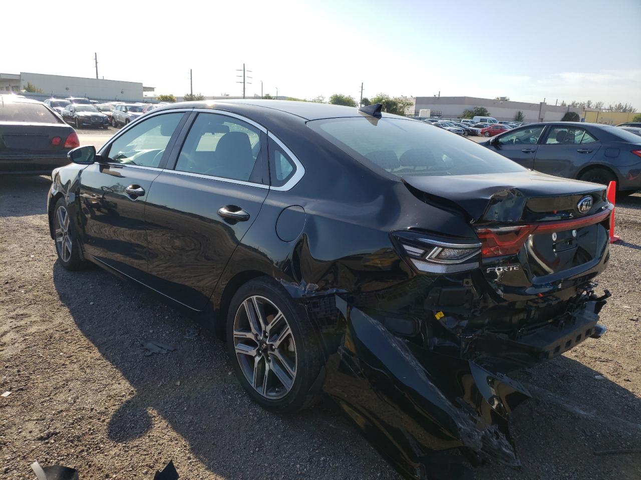 Photo 3 from auction – 2019 KIA FORTE EX with VIN 3KPF54AD3KE028289