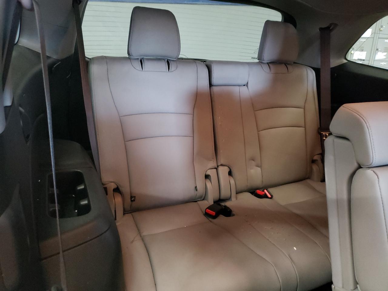 Photo 9 from auction – 2017 HONDA PILOT EXLN with VIN 5FNYF6H73HB097374