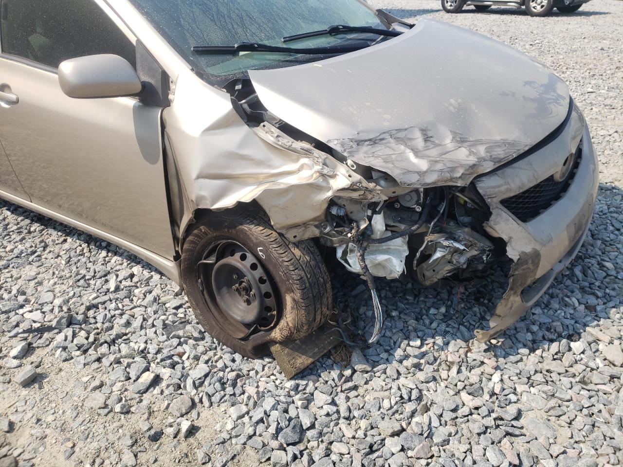 Photo 9 from auction – 2010 TOYOTA COROLLA BA with VIN 2T1BU4EE2AC314099