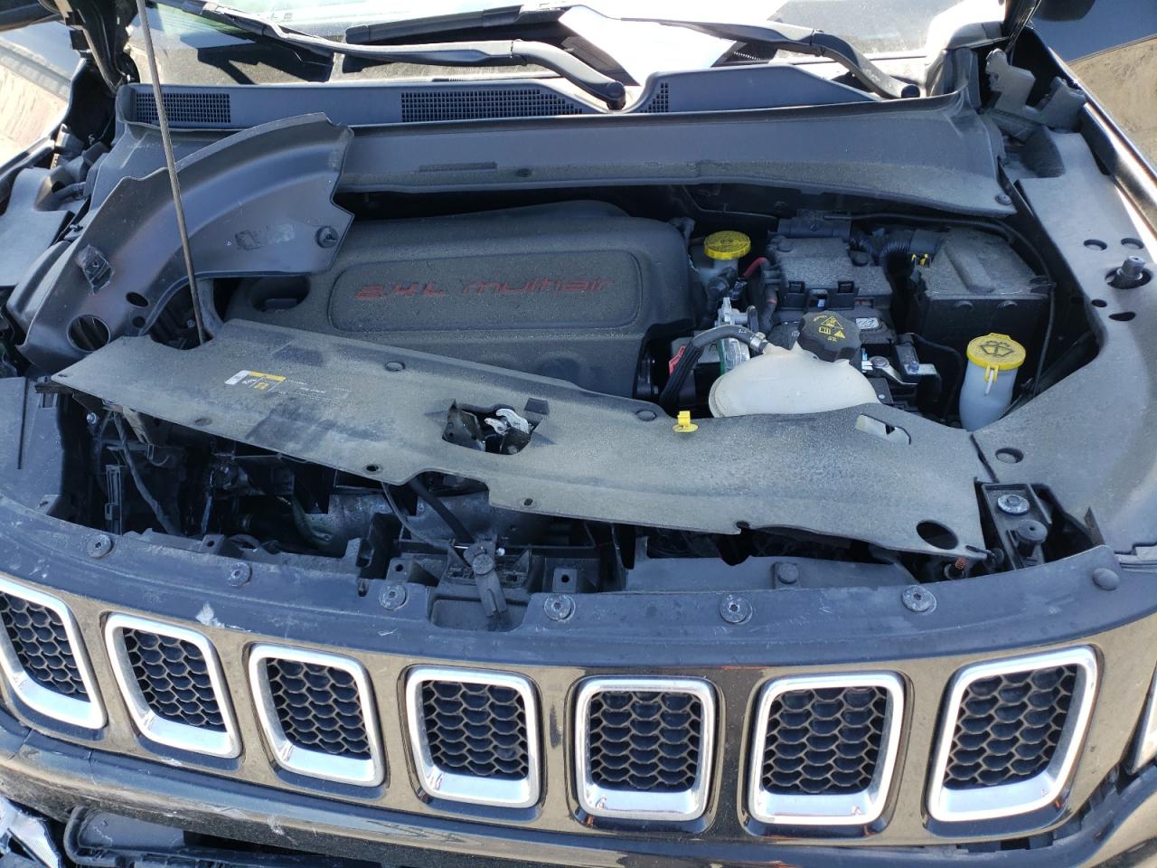 Photo 7 from auction – 2018 JEEP COMPASS LA with VIN 3C4NJDBB7JT484343