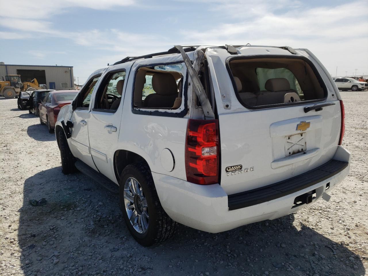 Photo 3 from auction – 2013 CHEVROLET TAHOE C150 with VIN 1GNSCAE09DR266706