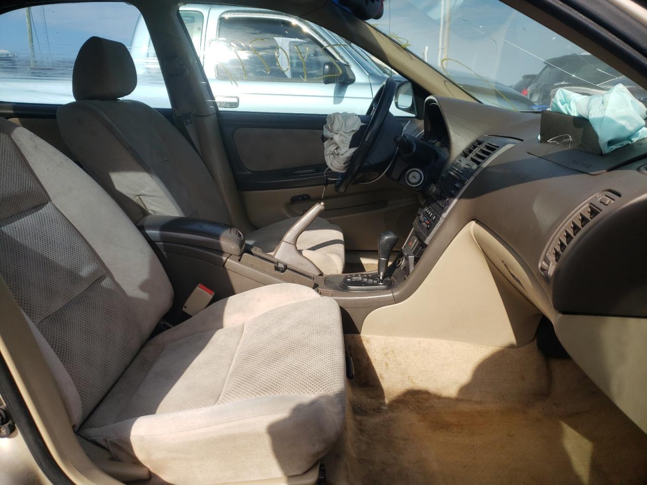 Photo 5 from auction – 2002 NISSAN MAXIMA GLE with VIN JN1DA31D82T433720