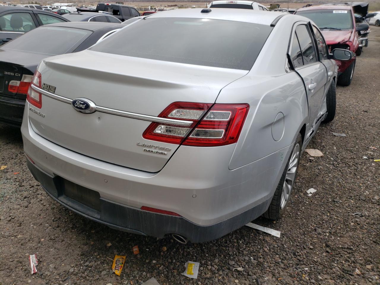 Photo 4 from auction – 2016 FORD TAURUS LIM with VIN 1FAHP2F85GG118981