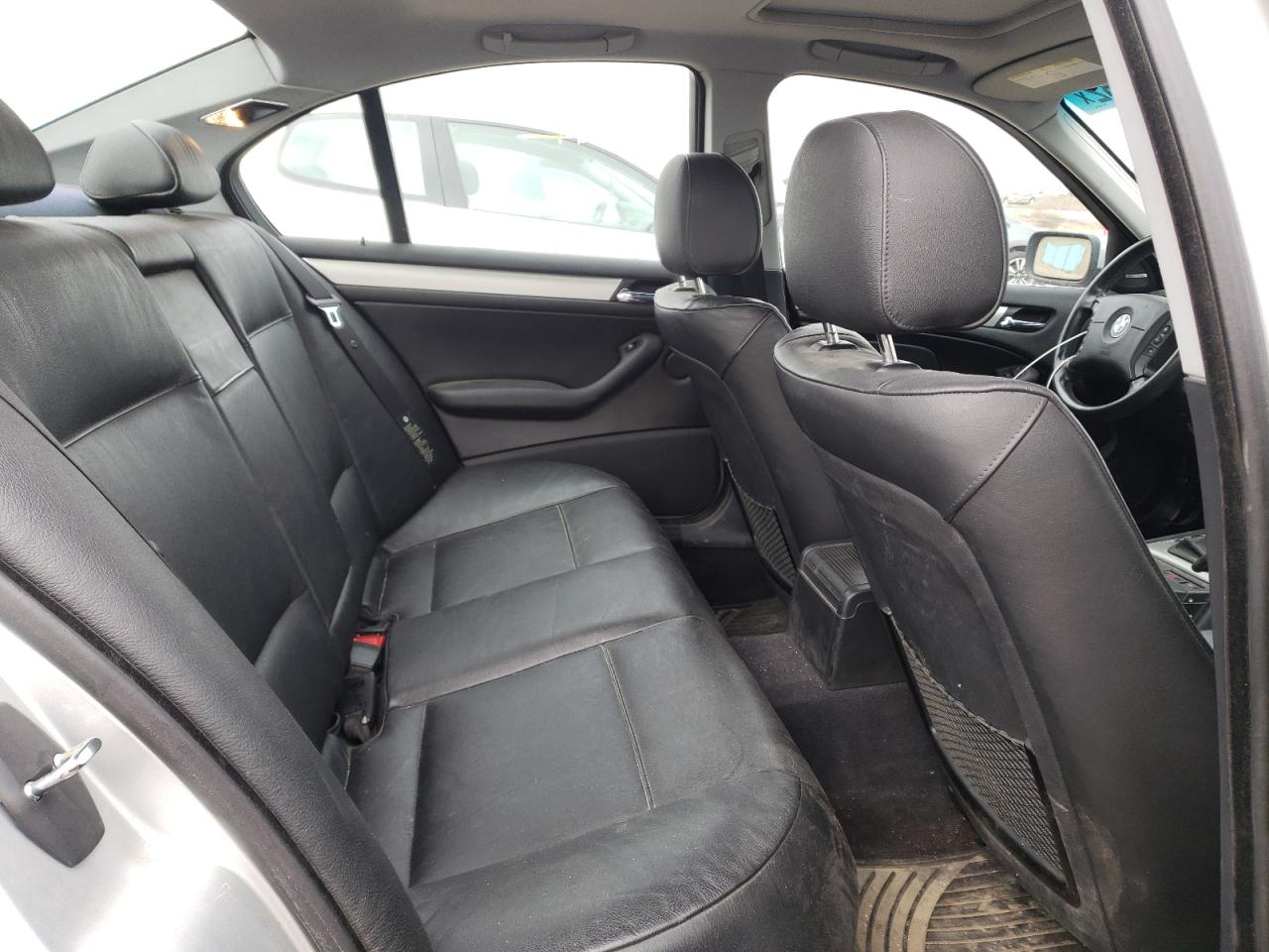Photo 6 from auction – 2002 BMW 330 XI with VIN WBAEW53422PG09312