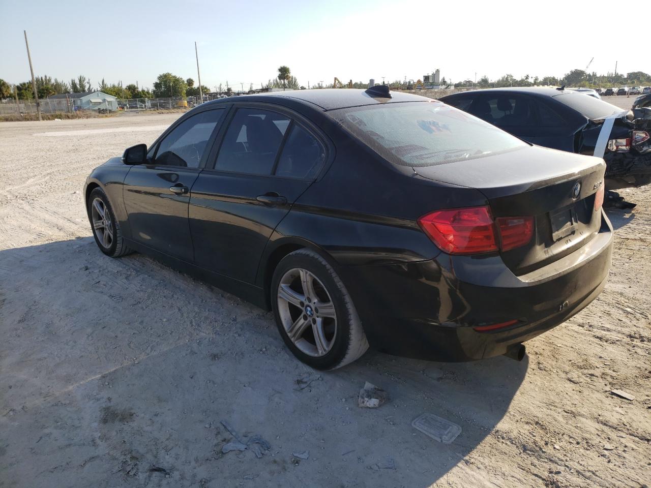 Photo 3 from auction – 2013 BMW 320 I with VIN WBA3B1C52DK128395