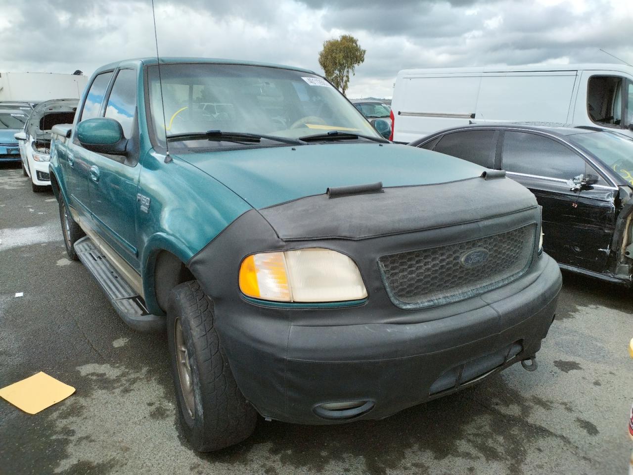 FORD F-150 2001 with VIN 1FTRW08L81KD60546 - Photo from auction