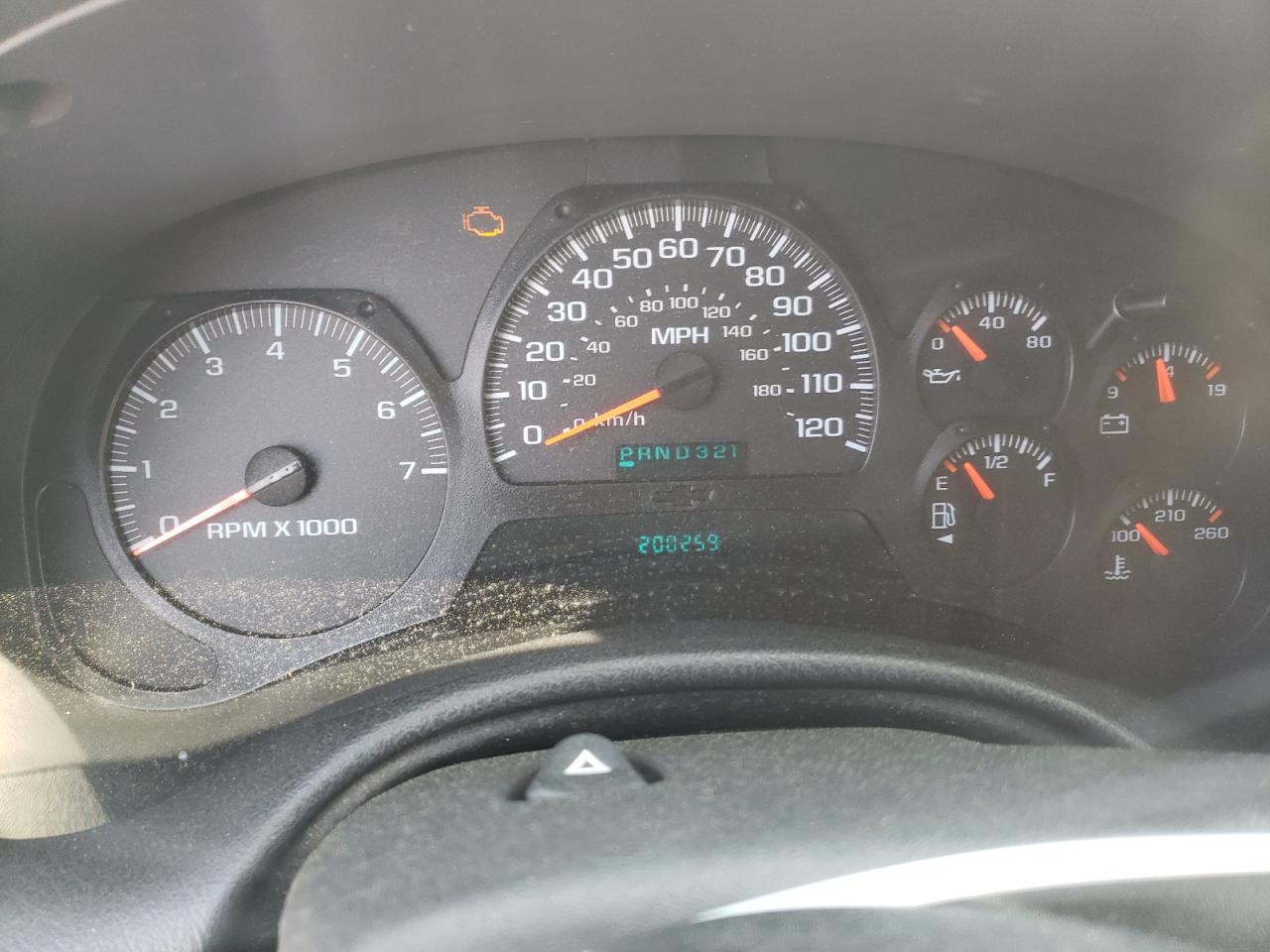 Photo 8 from auction – 2005 CHEVROLET TRAILBLAZE with VIN 1GNDS13S852235179