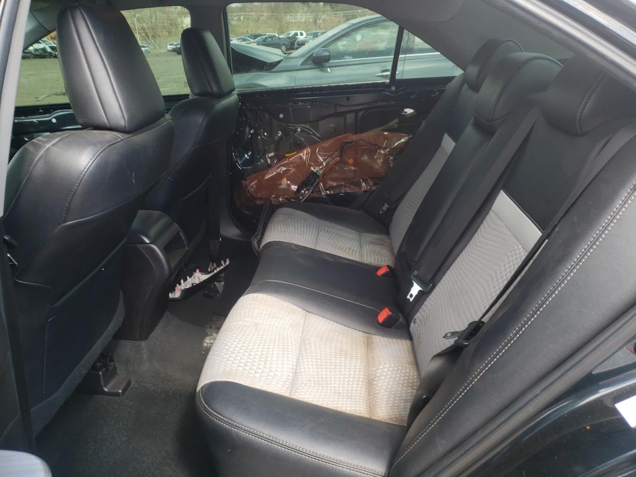 Photo 6 from auction – 2014 TOYOTA CAMRY L with VIN 4T1BF1FK5EU430429