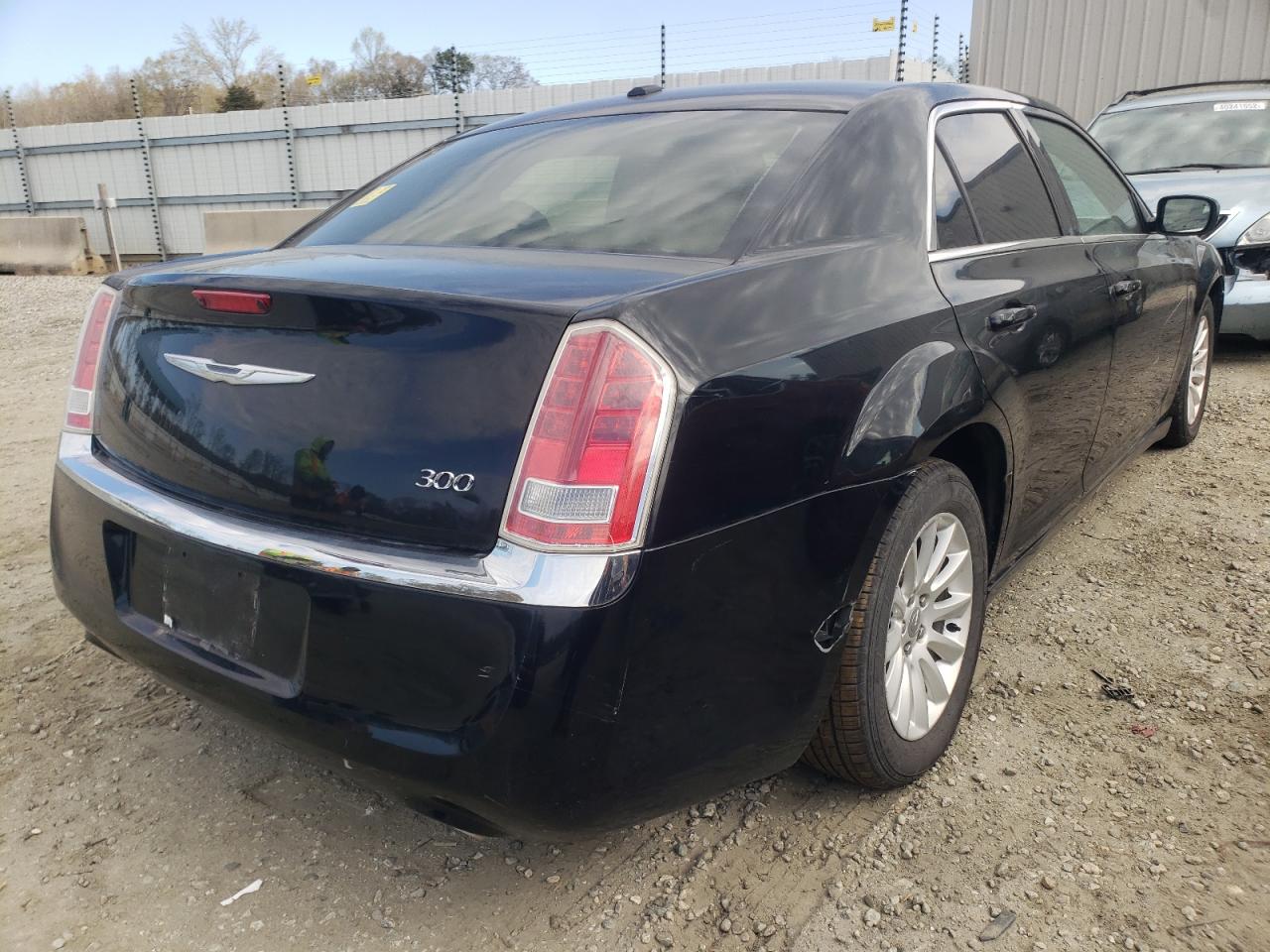 Photo 4 from auction – 2014 CHRYSLER 300 with VIN 2C3CCAAGXEH283195