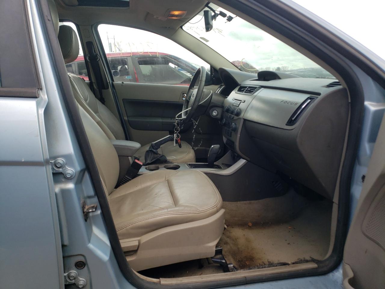 Photo 5 from auction – 2009 FORD FOCUS SEL with VIN 1FAHP37N69W129331
