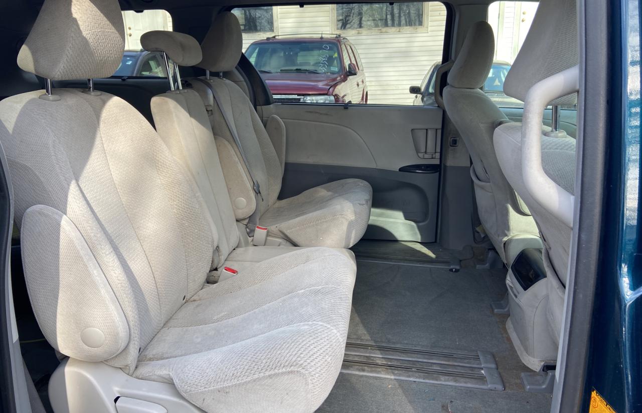 Photo 6 from auction – 2011 TOYOTA SIENNA LE with VIN 5TDKK3DC2BS142102