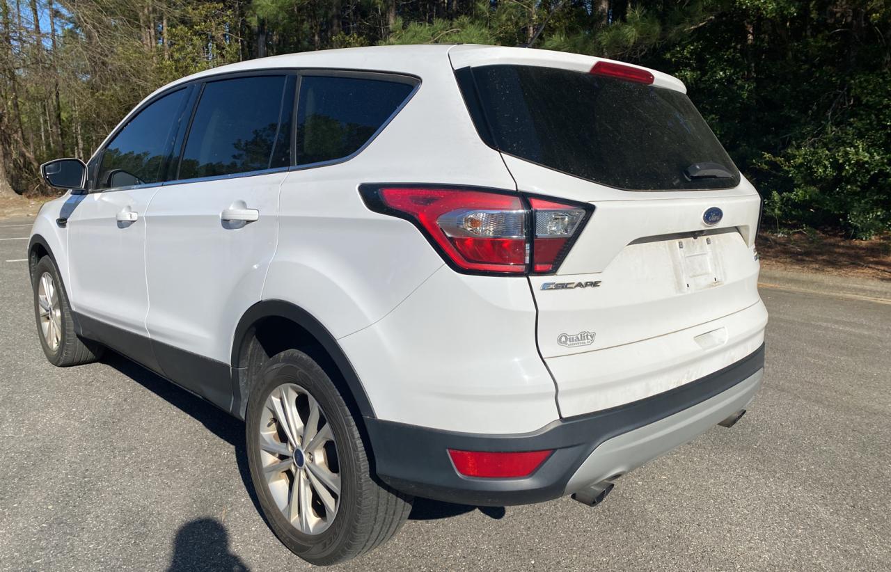 Photo 3 from auction – 2017 FORD ESCAPE SE with VIN 1FMCU0GD3HUD94491