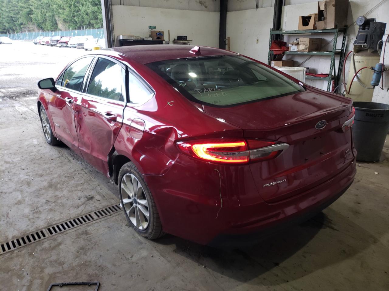 Photo 3 from auction – 2019 FORD FUSION SE with VIN 3FA6P0LU3KR179535